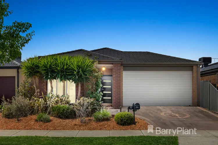 9 Fawkner Road, Manor Lakes VIC 3024