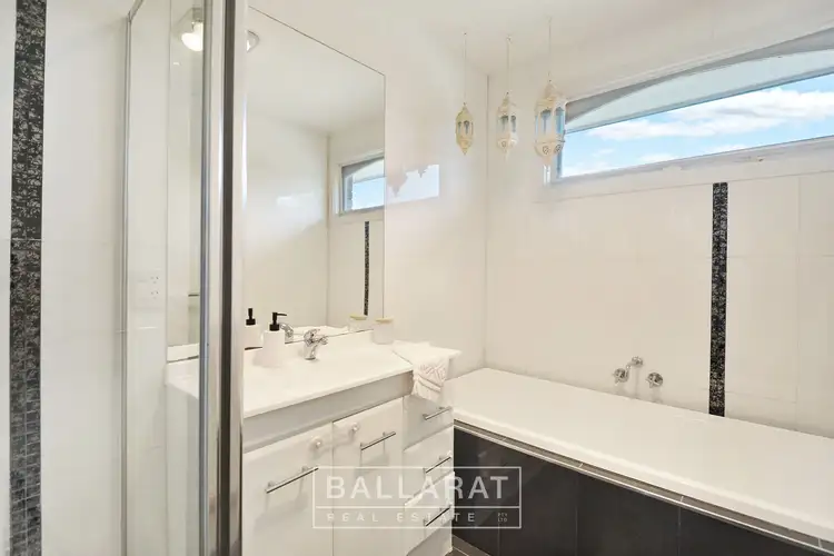 Sixth view of Homely house listing, 4 Theobald Street, Wendouree VIC 3355