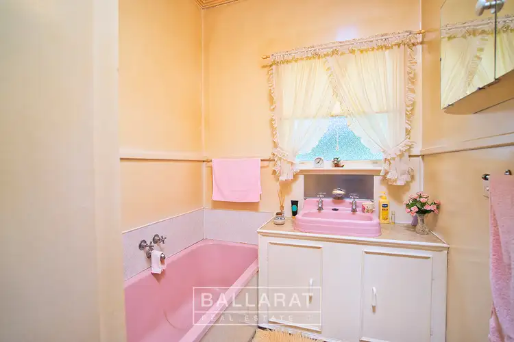 Fifth view of Homely house listing, 1 Margaret Street, Wendouree VIC 3355
