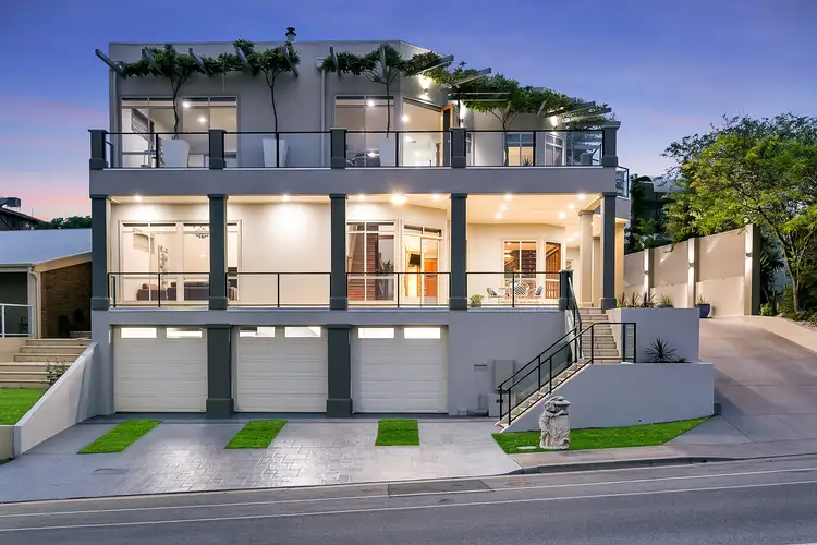 110 Perry Barr Road, Hallett Cove SA 5158