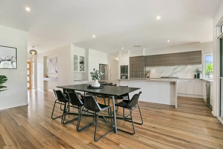 Sixth view of Homely house listing, 1 Simmie Court, Junortoun VIC 3551