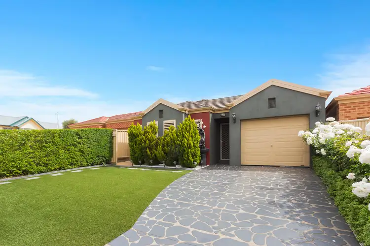 Main view of Homely house listing, 53 Holmes Road, North Bendigo VIC 3550