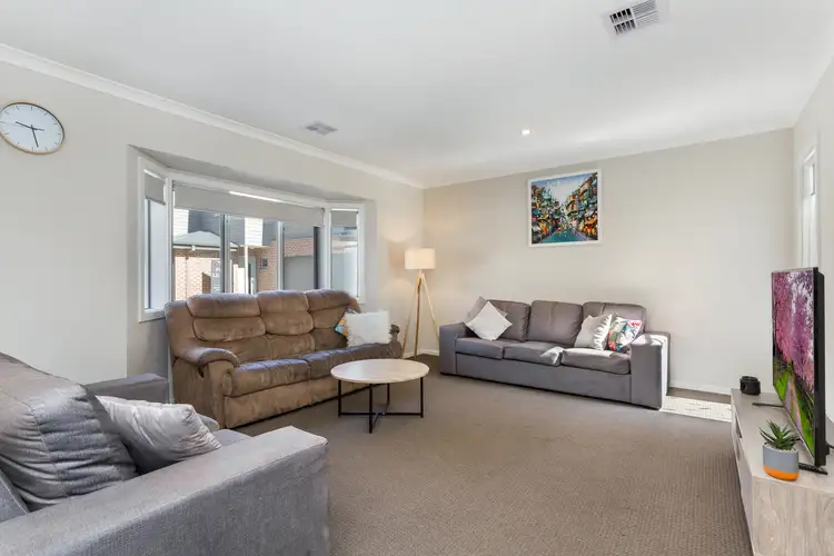 Second view of Homely townhouse listing, 2/86 Marong Road, Bendigo VIC 3550