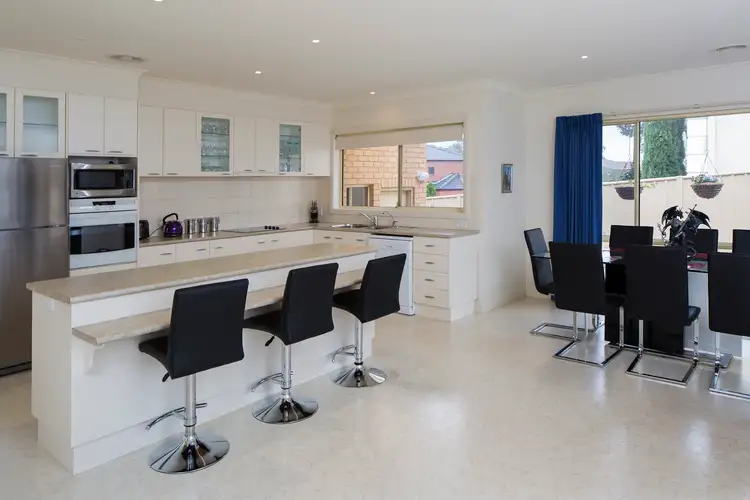 Fifth view of Homely house listing, 6 Devon Close, Strathdale VIC 3550