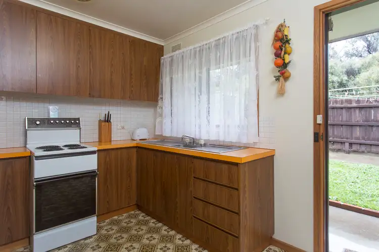 Sixth view of Homely unit listing, 3/7 Carola Court, Kennington VIC 3550