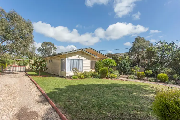 393 Eaglehawk Road, Eaglehawk VIC 3556