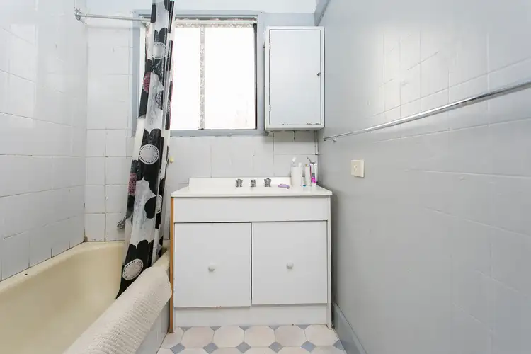 Fourth view of Homely house listing, 5 Duncan Street, Long Gully VIC 3550