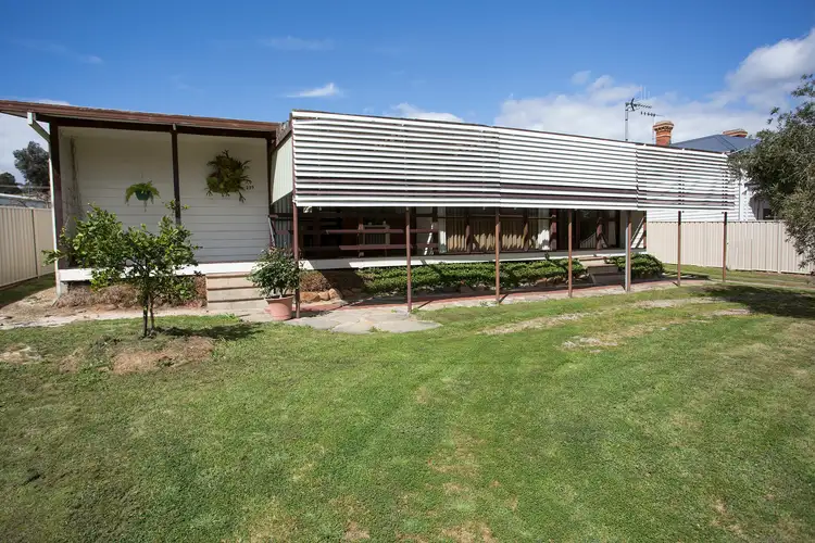 239 Allingham Street, Kangaroo Flat VIC 3555