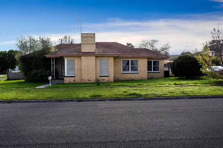 12 Cahill Street, White Hills VIC 3550