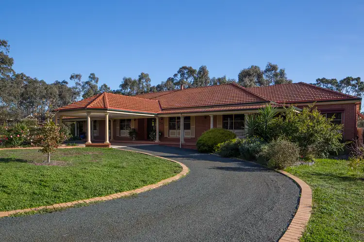 7 Kalinda Drive, Junortoun VIC 3551