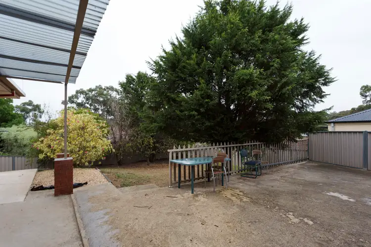 Fifth view of Homely house listing, 8 Graham Close, Flora Hill VIC 3550
