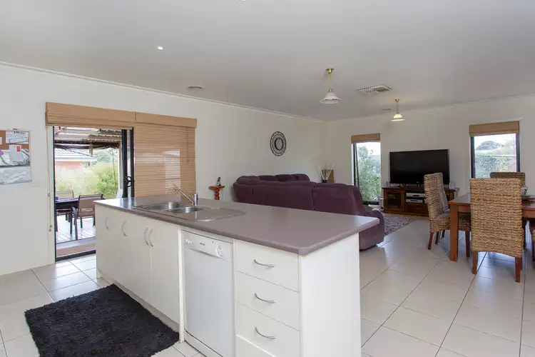 Sixth view of Homely house listing, 6 Dove Court, California Gully VIC 3556