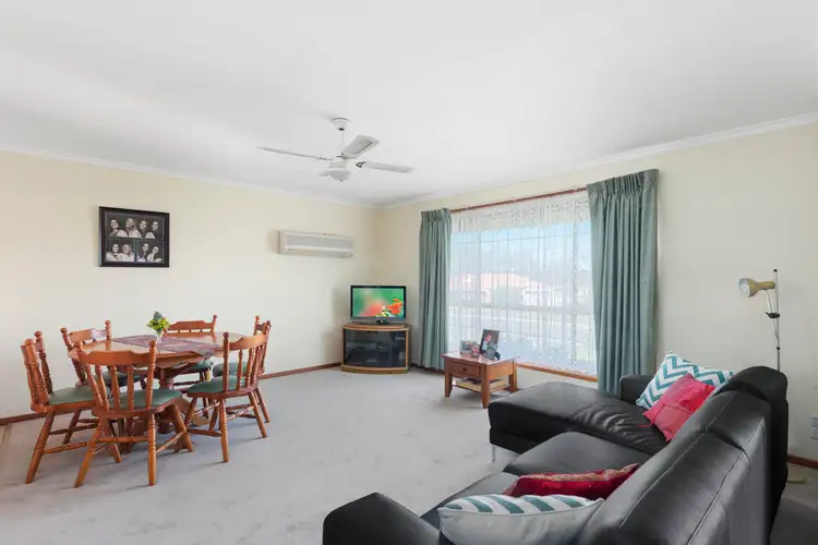 Second view of Homely house listing, 2/15 Ellimata Court, Strathdale VIC 3550