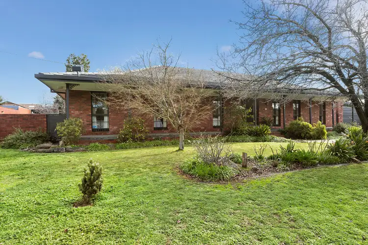 186 Crook Street, Strathdale VIC 3550
