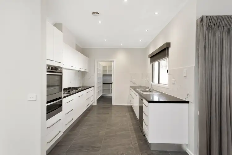 Fourth view of Homely house listing, 3 Marlo Court, Strathdale VIC 3550
