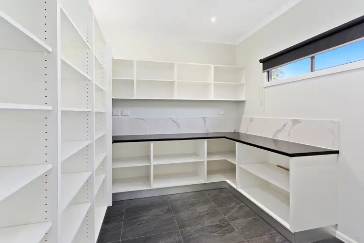 Fifth view of Homely house listing, 3 Marlo Court, Strathdale VIC 3550