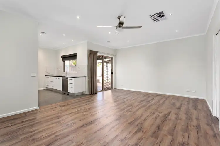 Sixth view of Homely house listing, 3 Marlo Court, Strathdale VIC 3550
