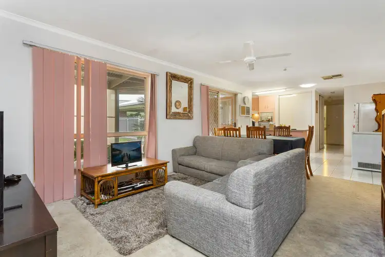 Second view of Homely house listing, 4 Anita Court, Kangaroo Flat VIC 3555