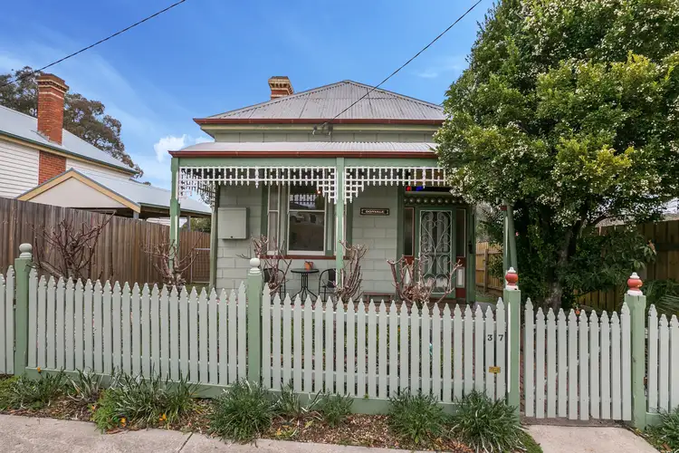 37 Old Violet Street, Bendigo VIC 3550