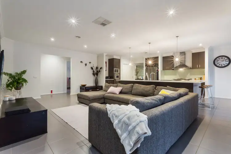 Sixth view of Homely house listing, 3 Edmarna Way, Maiden Gully VIC 3551