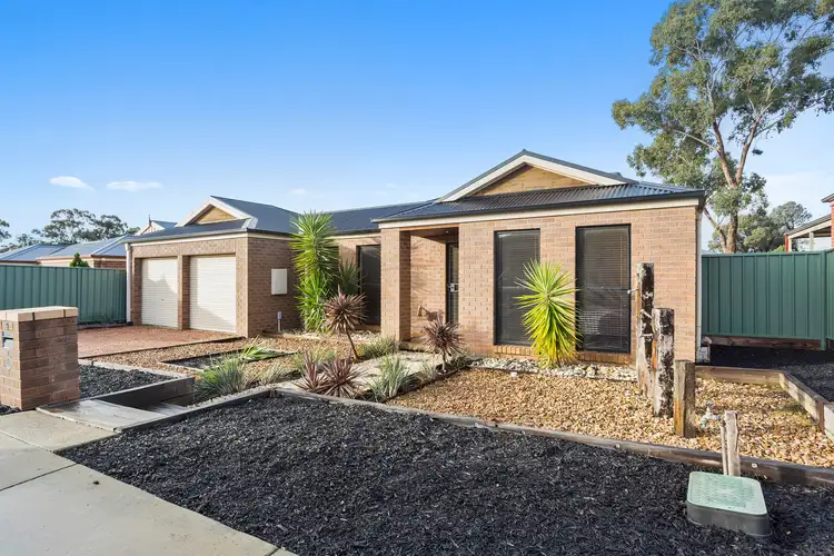 9 St George Park Drive, Kangaroo Flat VIC 3555