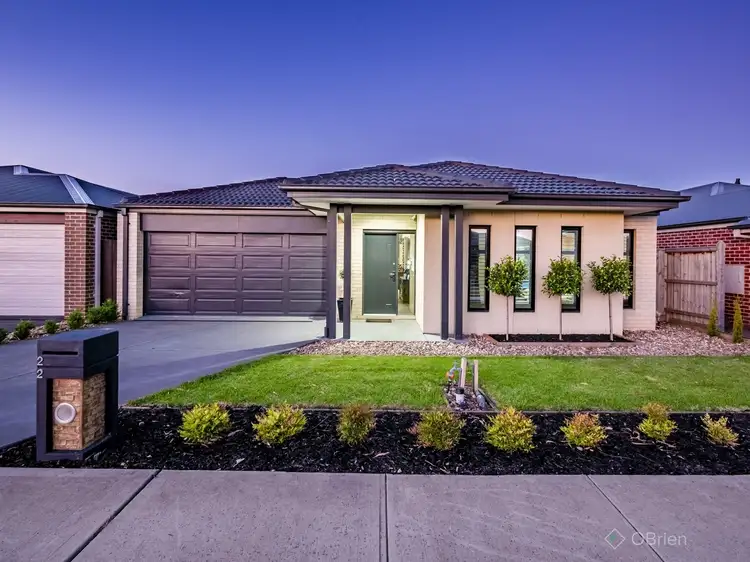 22 Ranfurlie Boulevard, Cranbourne West VIC 3977
