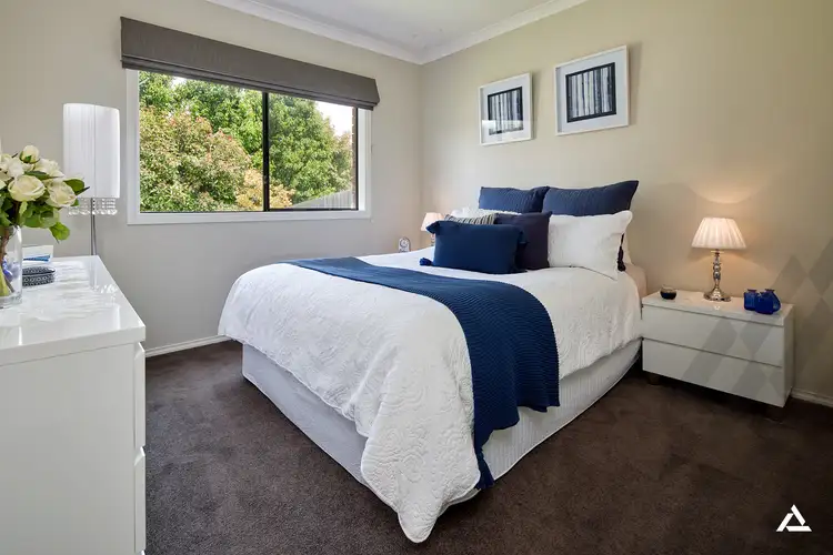 Sixth view of Homely house listing, 2 Oberon Place, Drouin VIC 3818