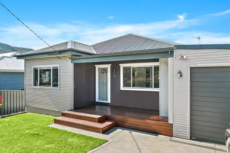 30 Hopetoun Street, Woonona NSW 2517