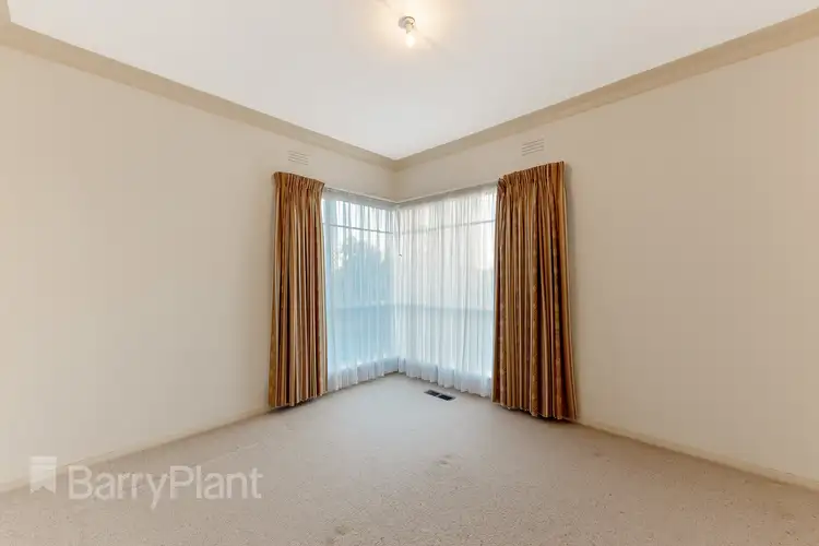 Sixth view of Homely house listing, 16 Larkspur Drive, St Albans VIC 3021