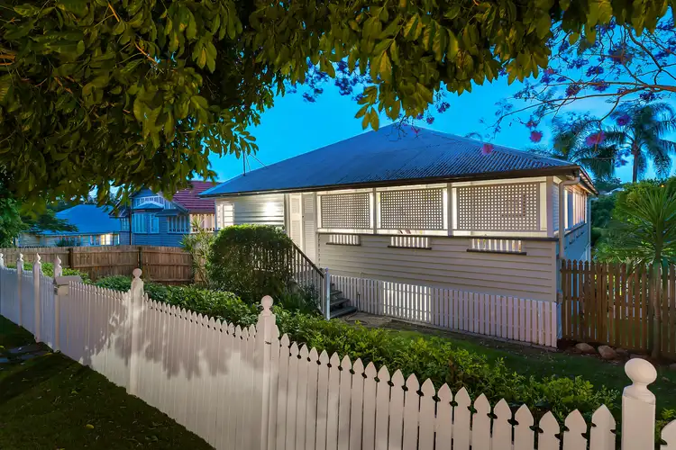 14 Contay Street, Holland Park QLD 4121