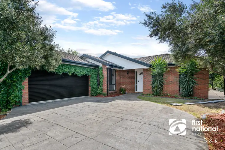 7 Glover Court, Taylors Lakes VIC 3038