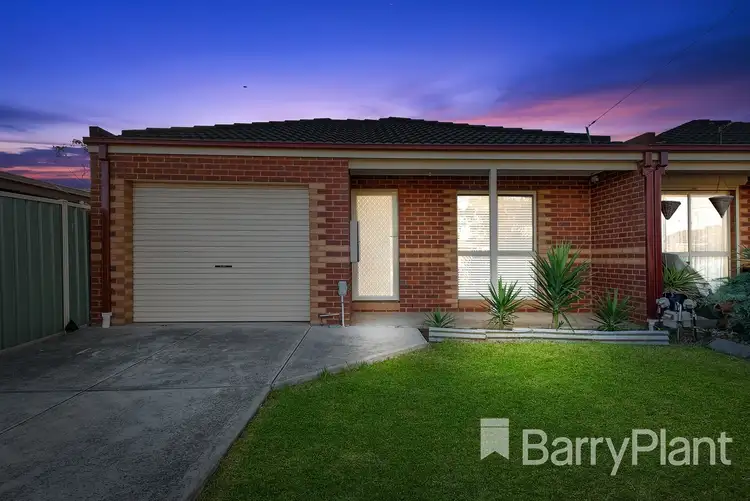 2/28 Mount Eagle Way, Wyndham Vale VIC 3024