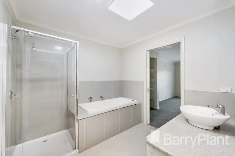 Fifth view of Homely unit listing, 2/28 Mount Eagle Way, Wyndham Vale VIC 3024