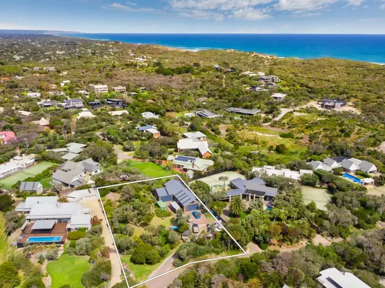 11 Moonah Avenue, Blairgowrie VIC 3942