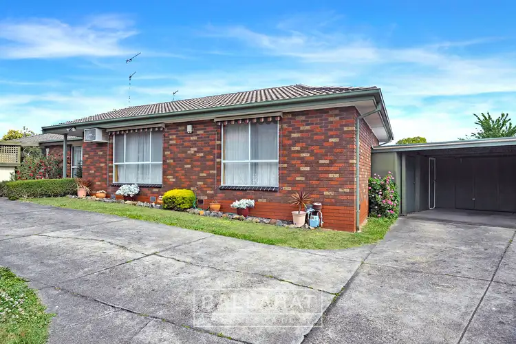 2/513 Ligar Street, Soldiers Hill VIC 3350