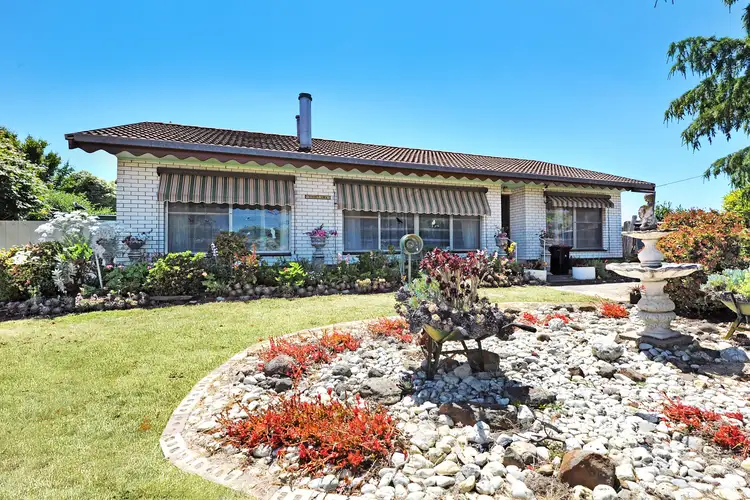 13 Laby Street, Ararat VIC 3377