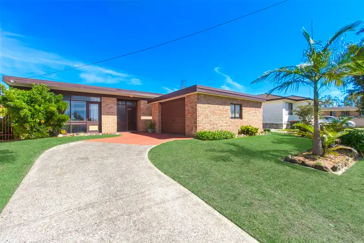 14 Cornwall Avenue, Gorokan NSW 2263