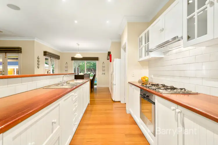 Sixth view of Homely house listing, 8 Lomond Court, Warrandyte VIC 3113