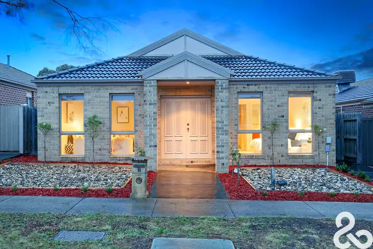 8 Beringarra Street, South Morang VIC 3752