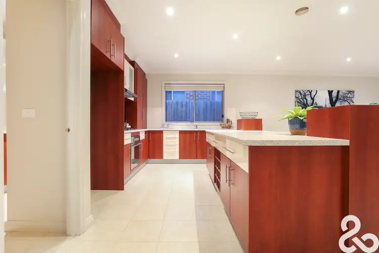Fifth view of Homely house listing, 8 Beringarra Street, South Morang VIC 3752