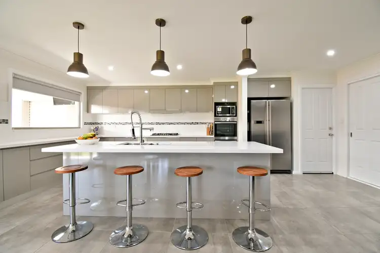 Sixth view of Homely house listing, 19 Severn Circle, Dubbo NSW 2830