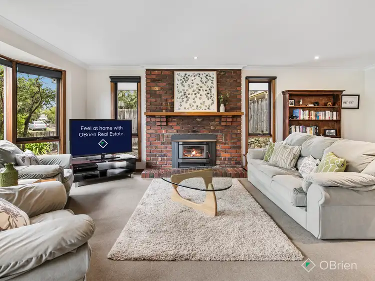 Second view of Homely house listing, 7 Devas Court, Carrum Downs VIC 3201