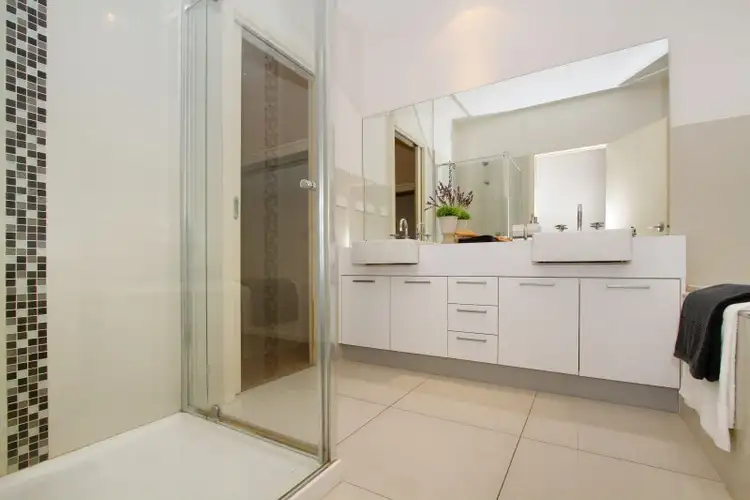 Second view of Homely townhouse listing, 3/27 Kenilworth Street, Reservoir VIC 3073