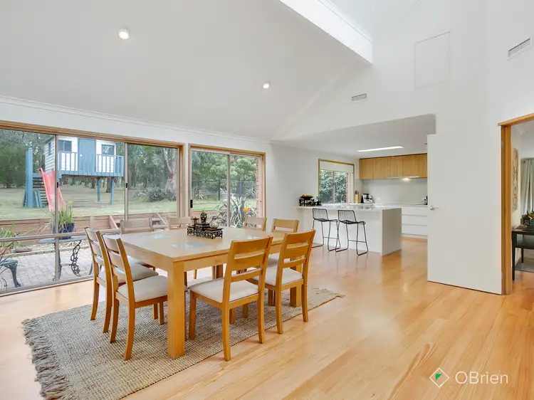 2 Karen Close, Langwarrin VIC 3910