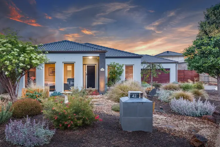 42 Sunningdale Drive, Hillside VIC 3037