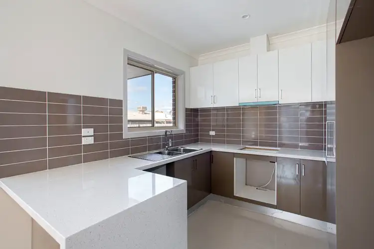 Third view of Homely unit listing, 2/39 Carrington Street, Sydenham VIC 3037