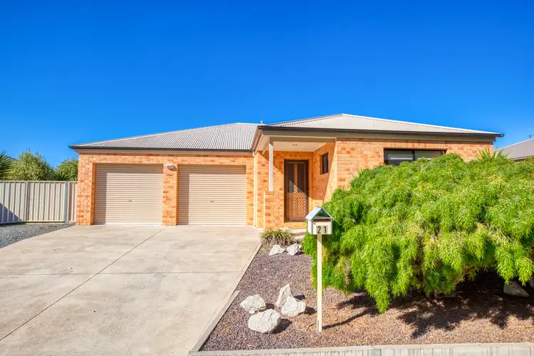 21 Whiteley Circuit, Baranduda VIC 3691