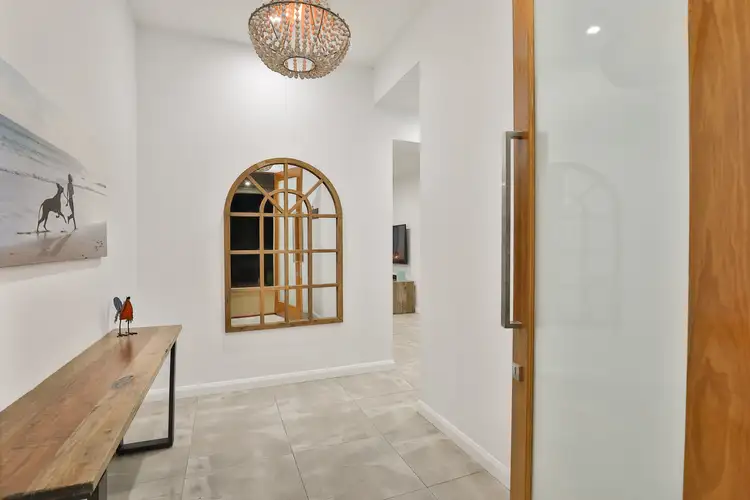 Second view of Homely house listing, 21 Ontario Park Drive, Mildura VIC 3500