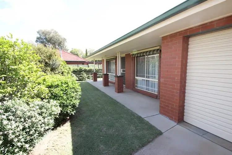 Main view of Homely unit listing, 2/20 Emily Street, Tocumwal NSW 2714