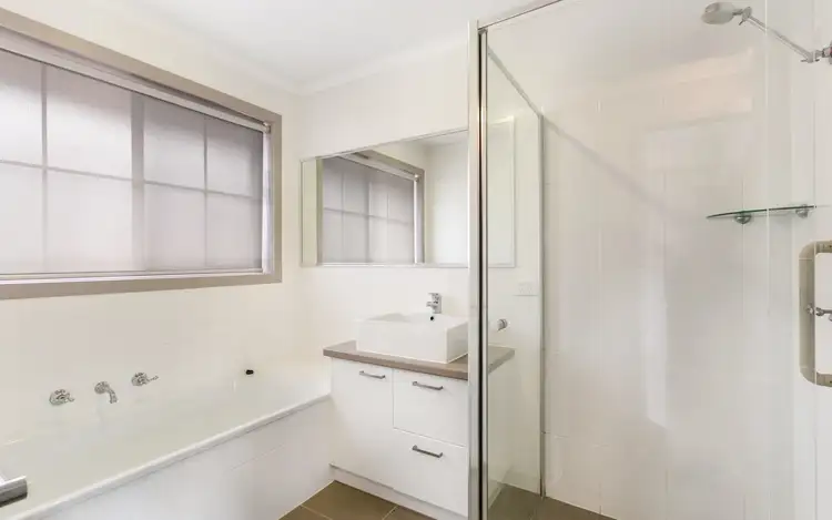 Sixth view of Homely unit listing, 2/114 Holdsworth Road, North Bendigo VIC 3550
